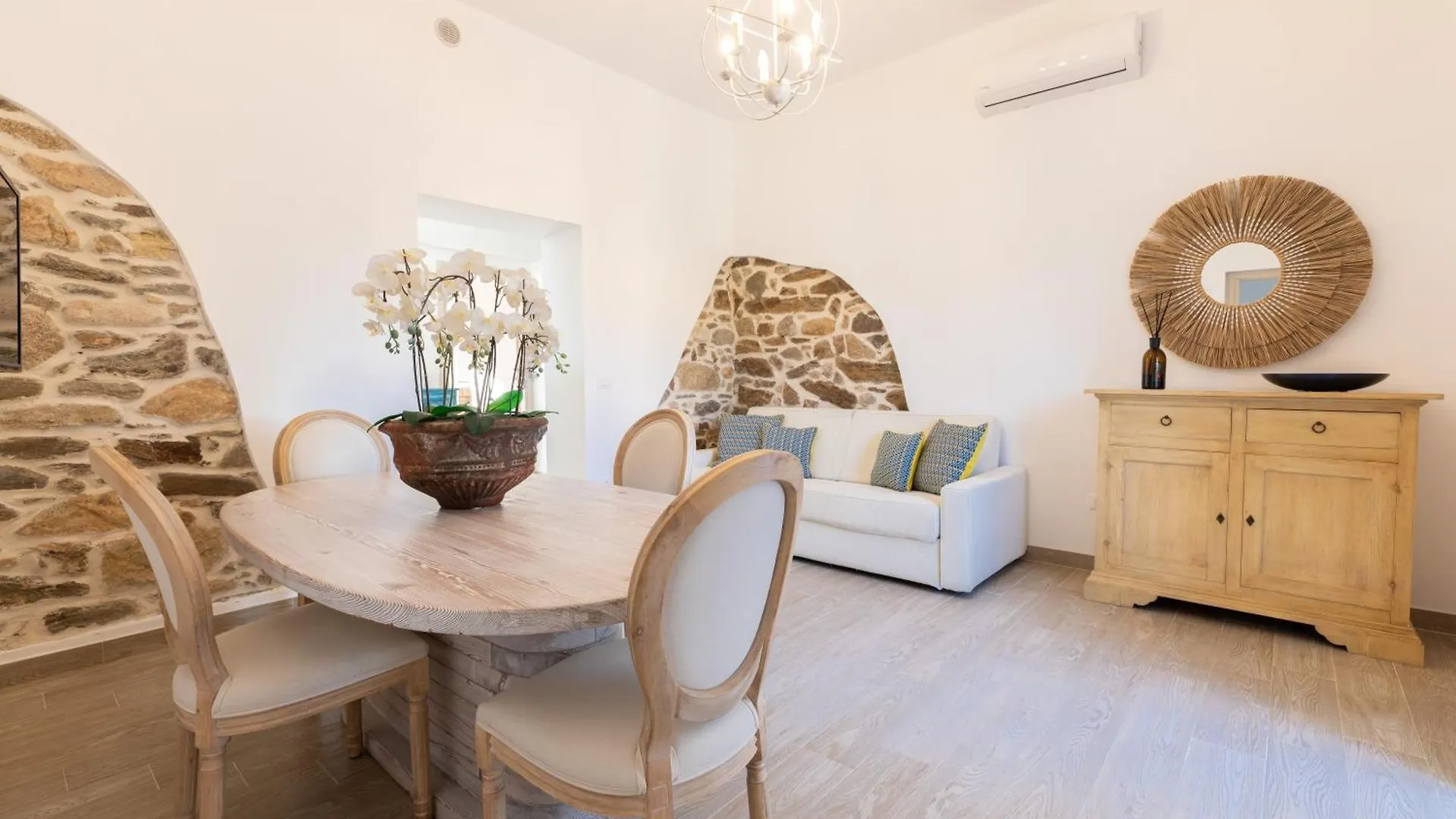 Stazzo San Teodoro Piscina Condivisa Apartamento