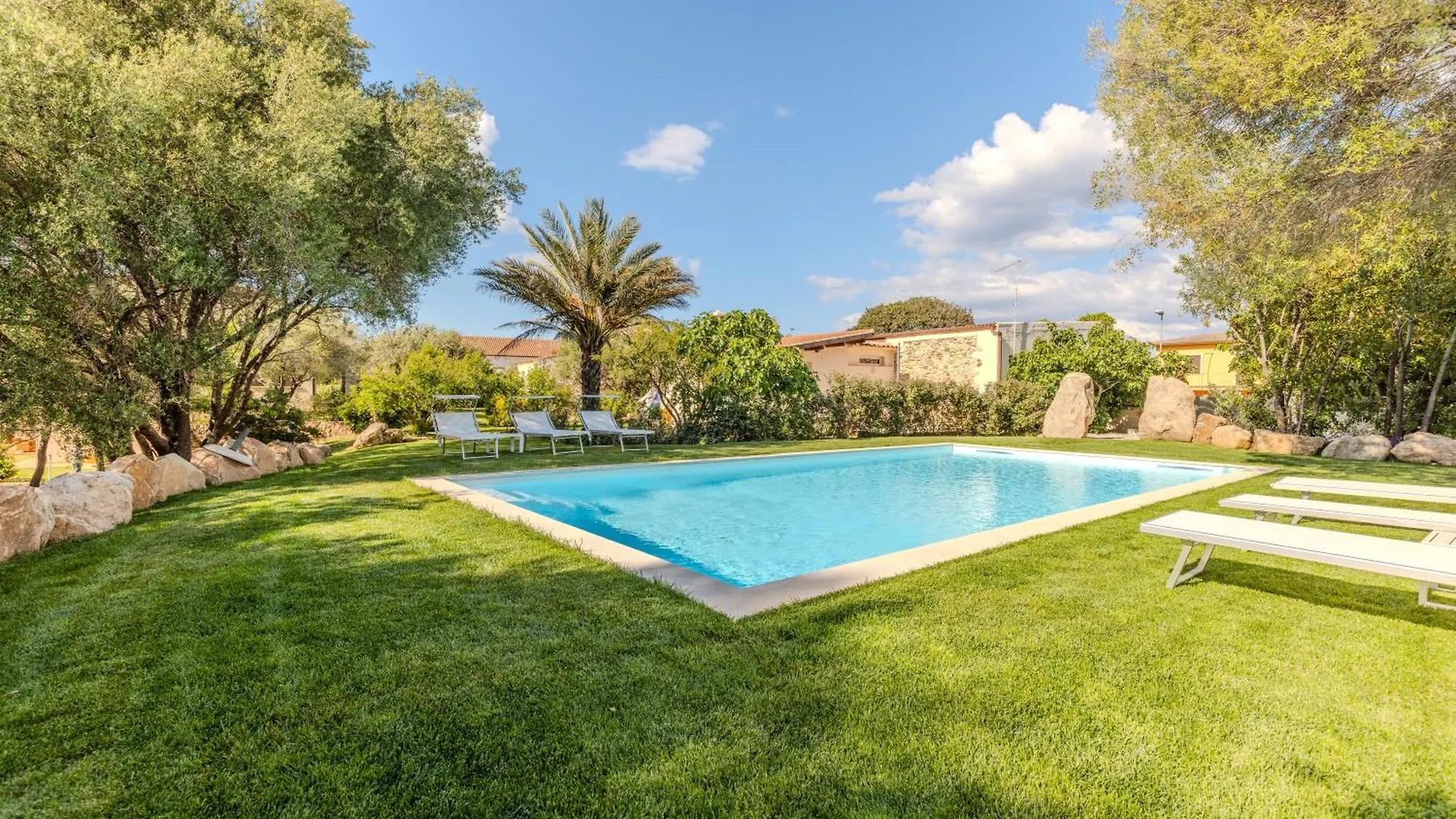 Stazzo San Teodoro Piscina Condivisa Apartamento